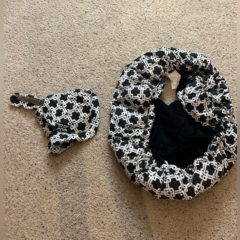 Floppy Seat Cover Ultra Plush - black and white
